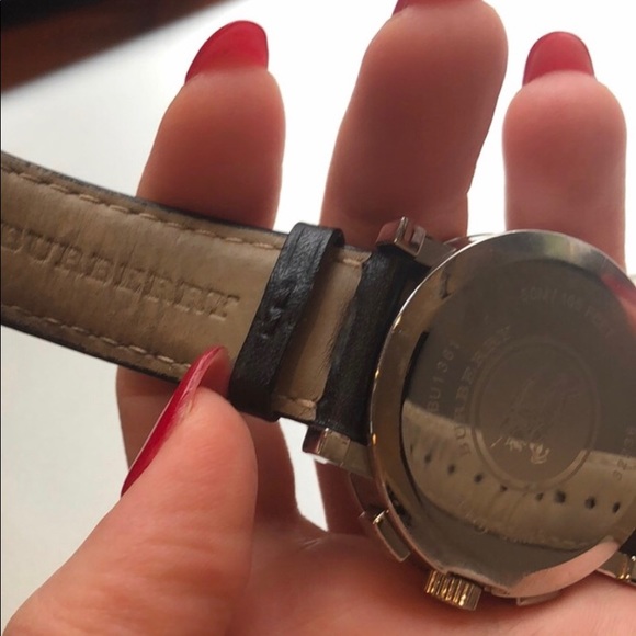 Burberry Leather Band Steel Face Chronograph - Picture 5 of 5